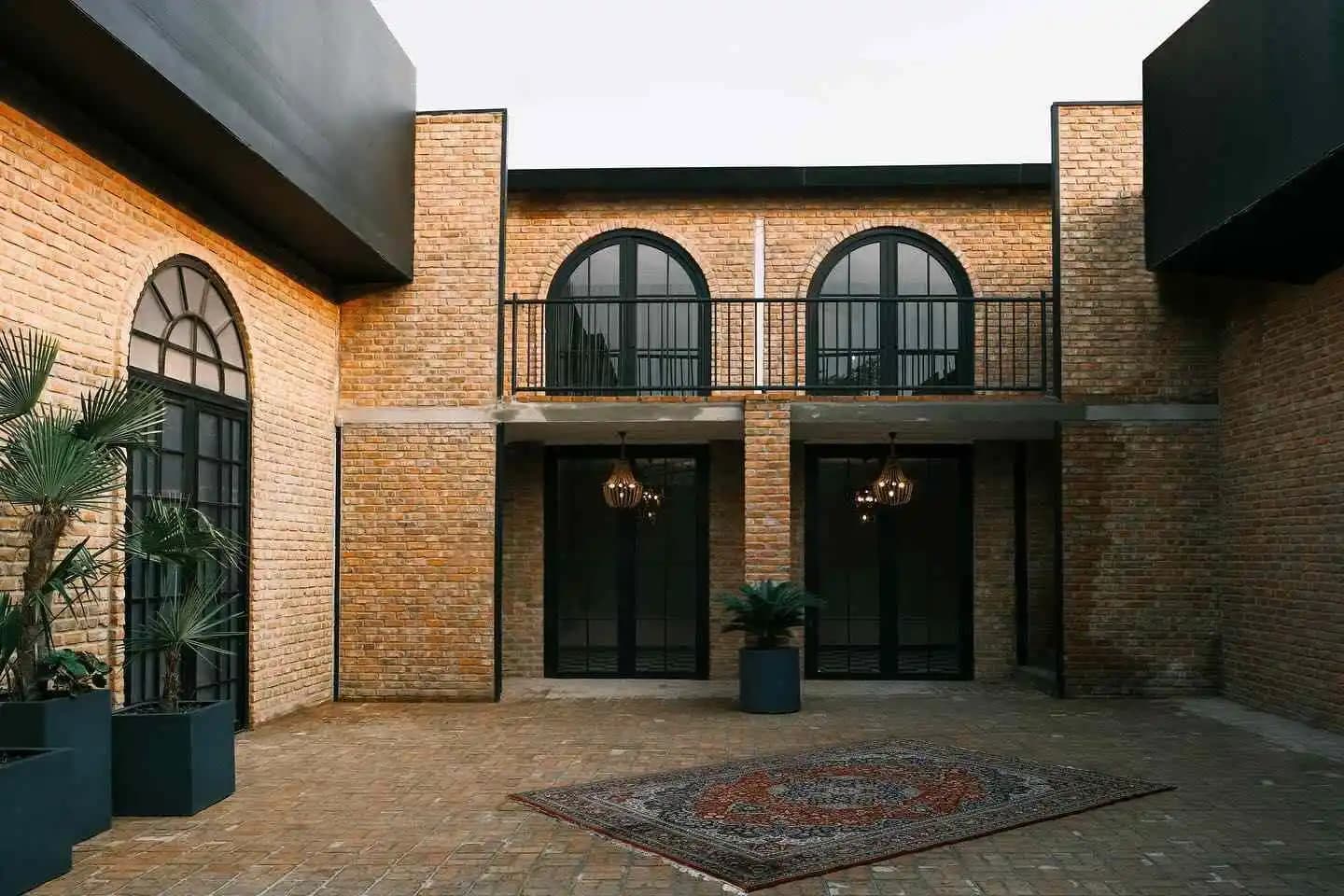 عمارت آلفا 2