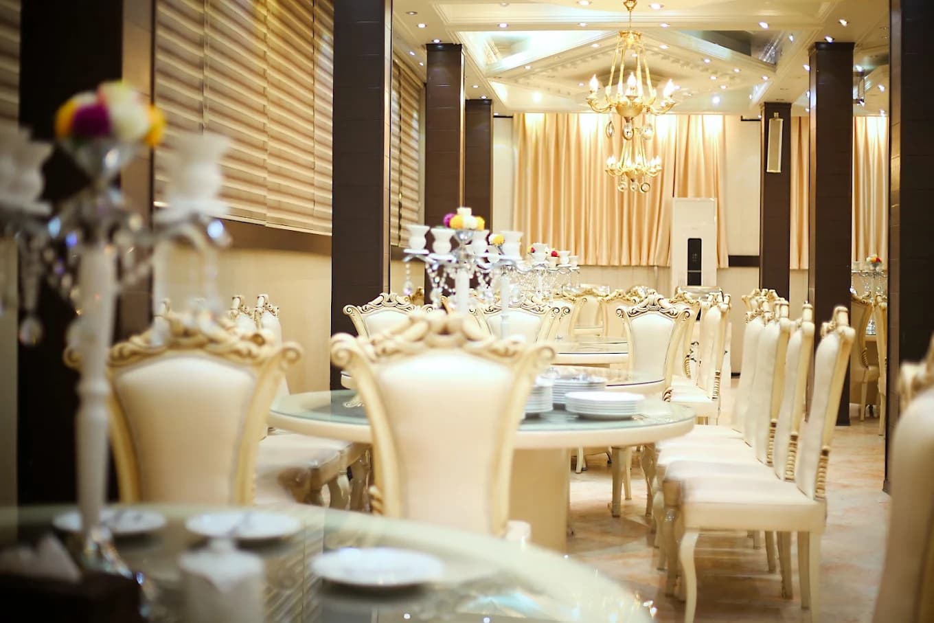 تالار پذیرایی قصر گلچین